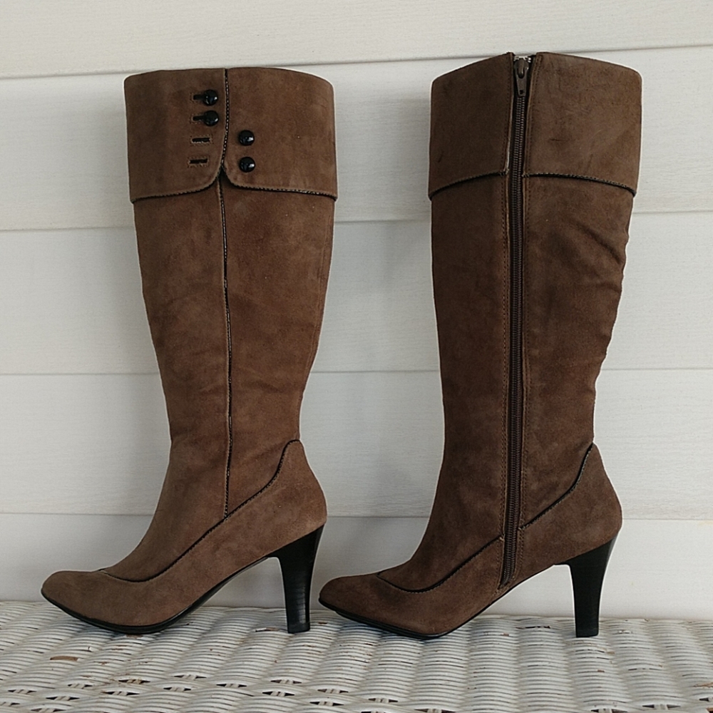 Mouse Grey / Brownish SUEDE NWOT SUEDE Sofft Boots STEAMPUNK PERFECTION